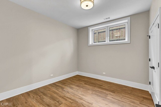 Building Photo - 4846 S St Lawrence Ave