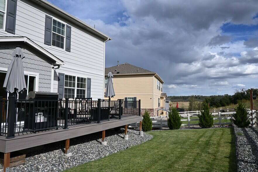 Building Photo - 1986 Shadow Creek Dr