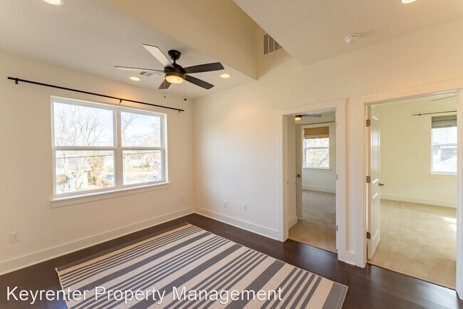 Building Photo - 3 br, 2.5 bath House - 3403 Neal St #A