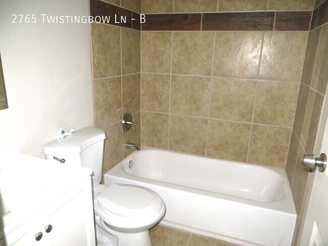 Building Photo - 2765 Twistingbow Ln