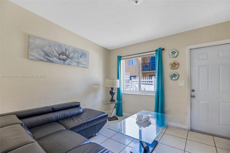 Building Photo - 2165 NW 23rd St