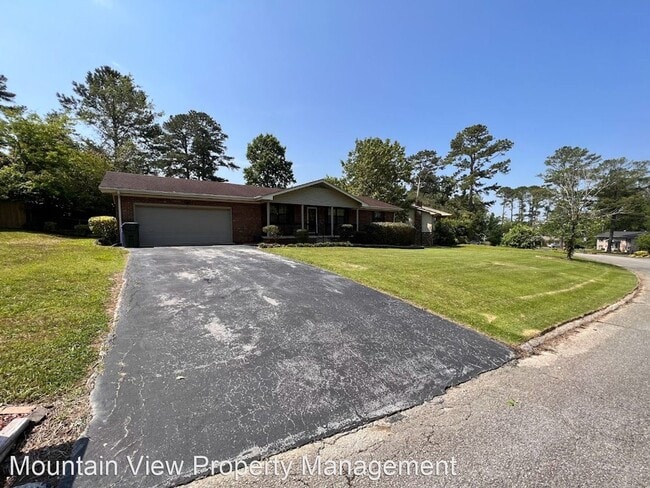 Building Photo - 3 br, 2 bath House - 8635 Surry Cir
