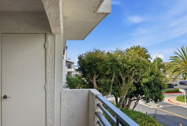 Building Photo - Fully Remodeled Coastal Condo in Villa Balboa | 2 Bed, 2 Bath