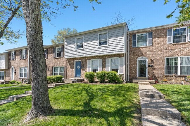 Building Photo - 289 Osage Ct