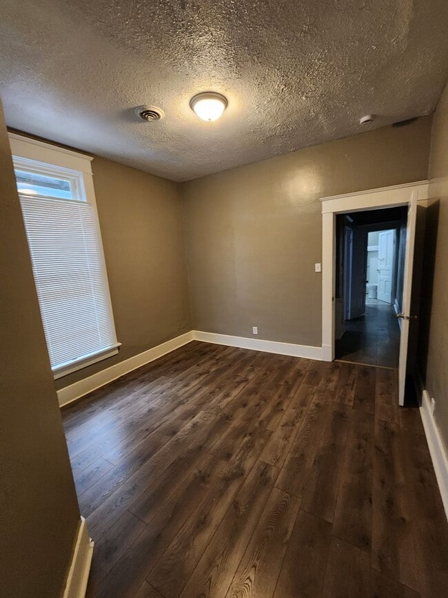 Building Photo - 401-403 South Jackson