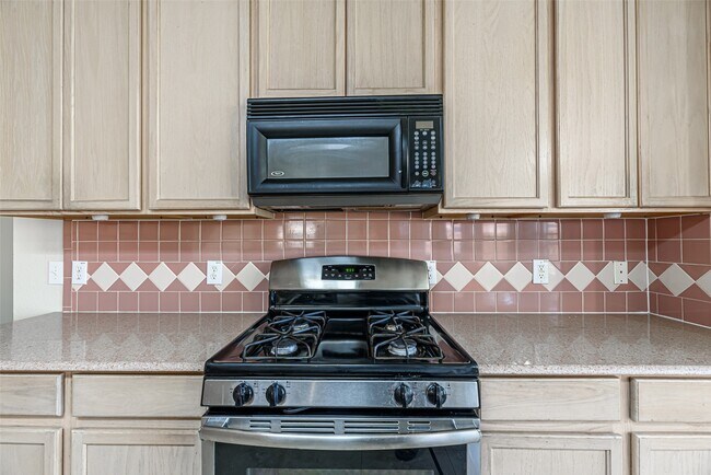 Building Photo - 20926 Kenna Cove Ln