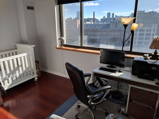 Building Photo - Cambridge 2 BR 2 BA elevator building with parking for Feb 2nd