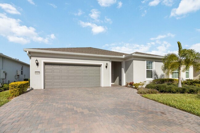 Building Photo - Stunning 3BR Home for Rent in Del Webb Sunbridge 55+ Gated Community