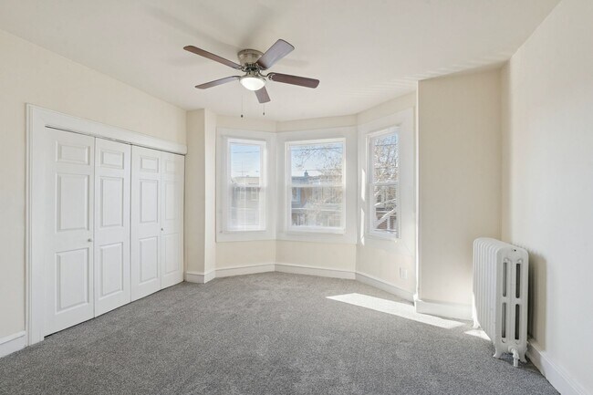 Building Photo - 3953 N 9th St