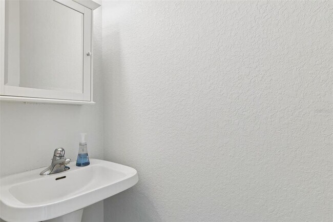 Building Photo - 1208 DR Martin Luther King JR Street North