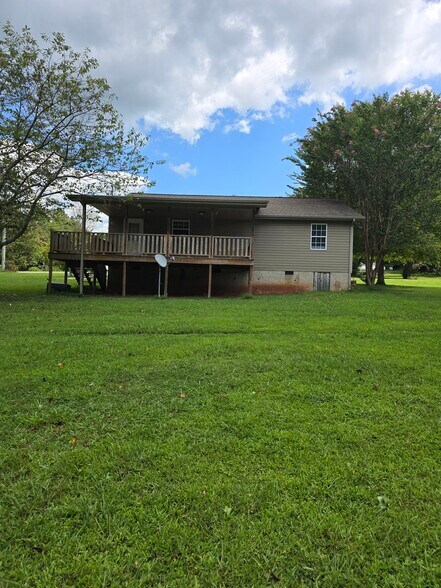 Building Photo - 124 County Road 451