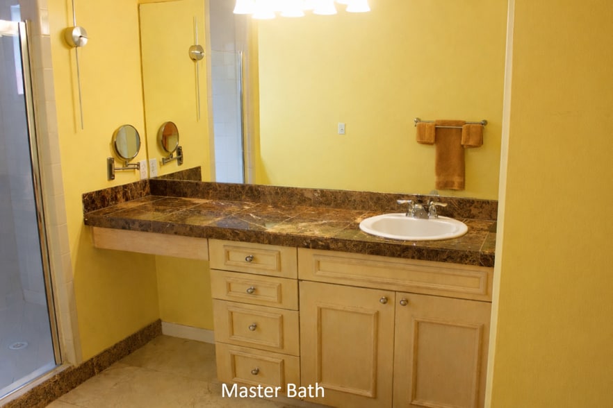 Building Photo - 524 N Wilderness Trl