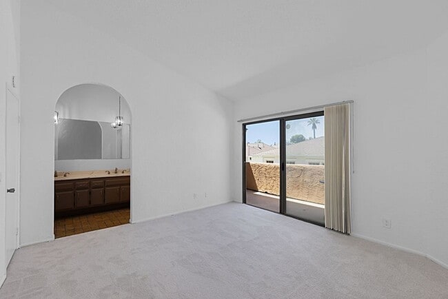 Building Photo - 697 E California Blvd