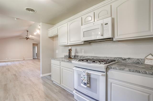 Building Photo - 4716 Mackey Dr