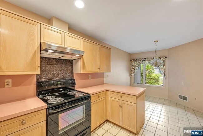 Building Photo - 43 Forsgate Ct