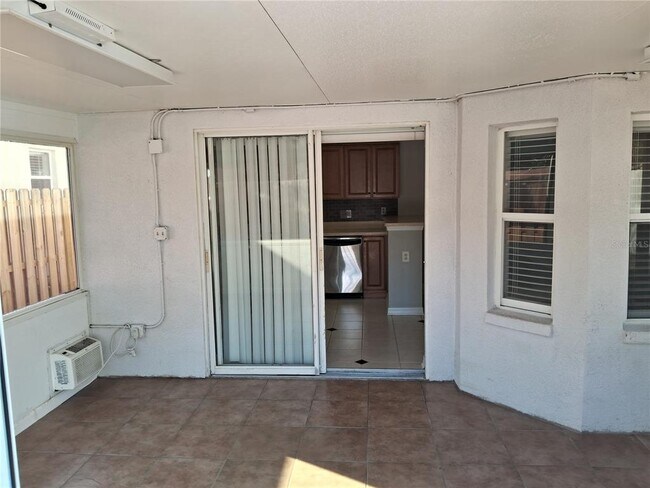 Building Photo - 15003 Deer Meadow Dr