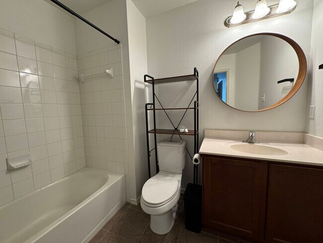 Building Photo - 9306 Cricket Dr