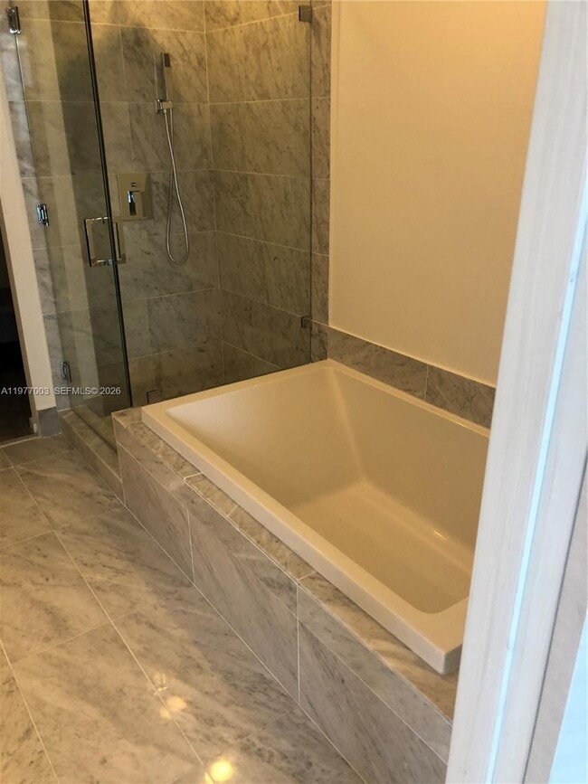 Building Photo - 801 S Miami Ave