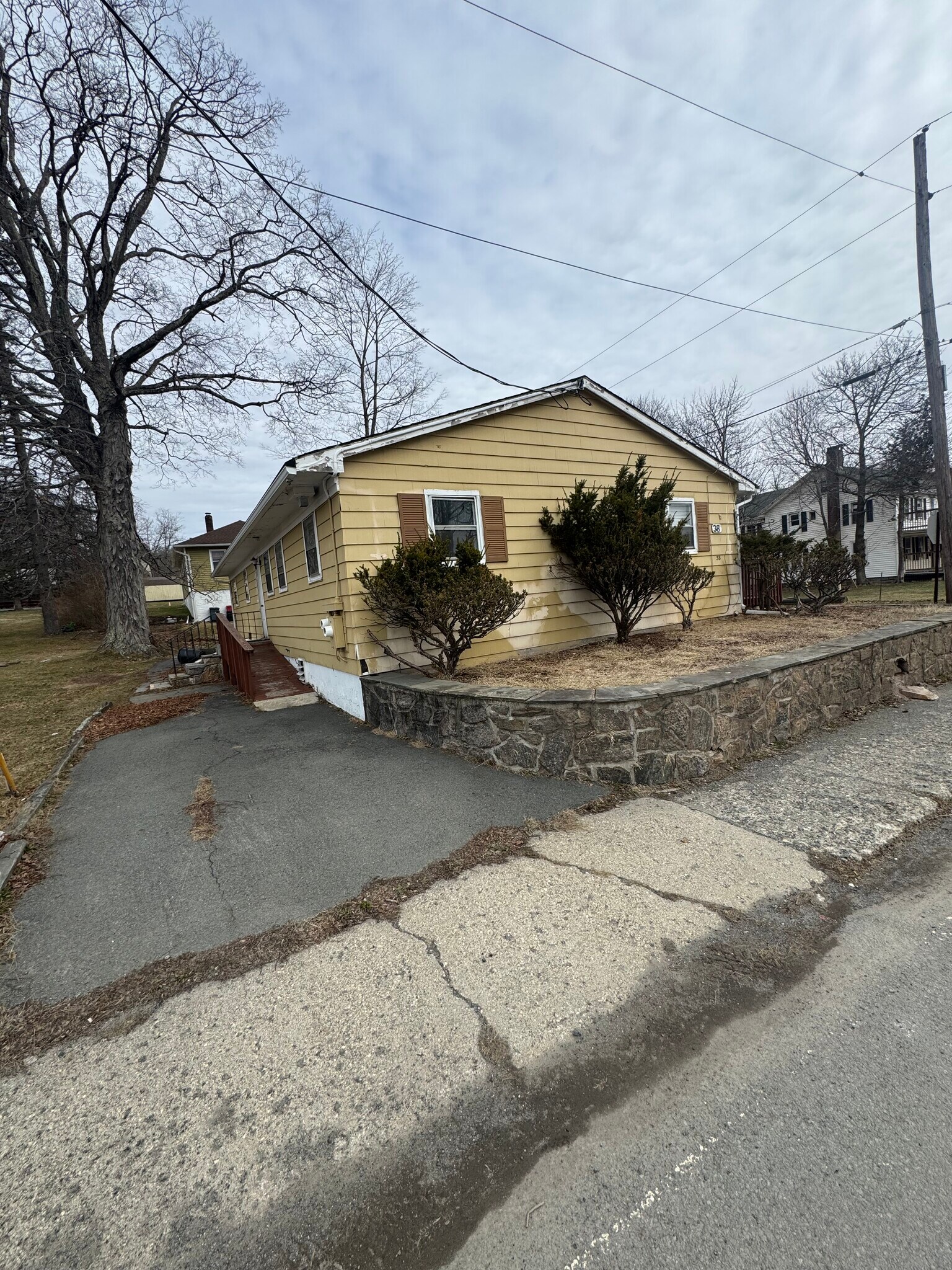 Building Photo - 38 North St