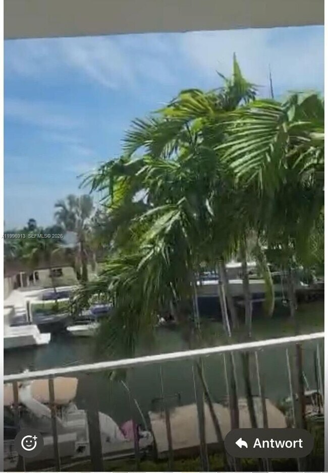 Building Photo - 2350 NE 135th St