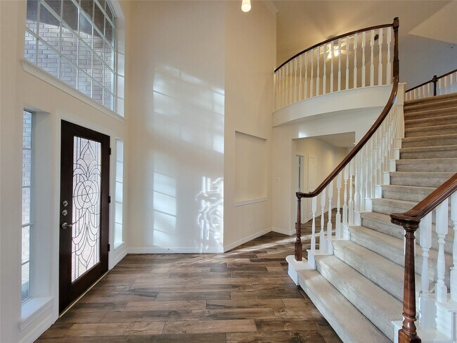 Building Photo - 5306 Pebble Way Ln