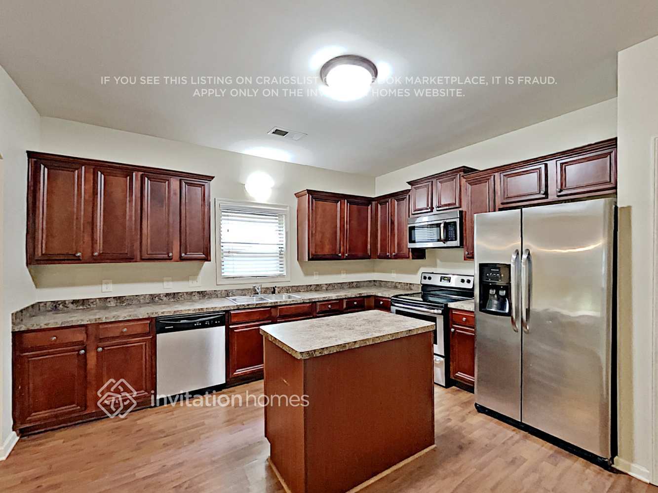 Building Photo - 408 Sheila Wy