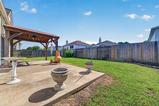 Building Photo - 3830 Flatwood Dr