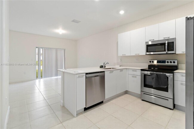Building Photo - 12917 NW 23rd Pl