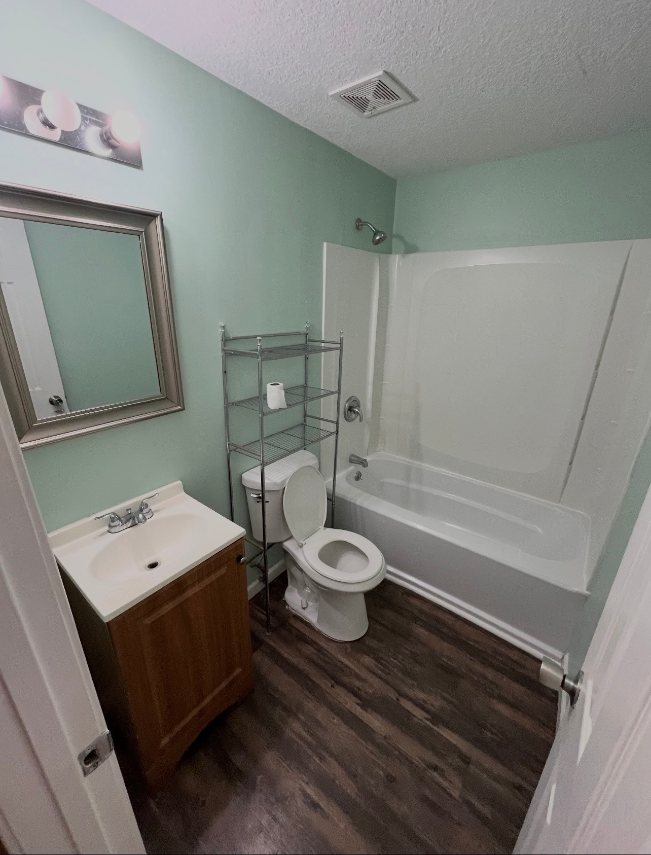 Building Photo - 1307 Olive St