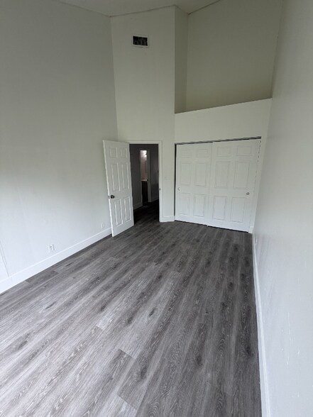 Building Photo - 2313 NW 55th Terrace