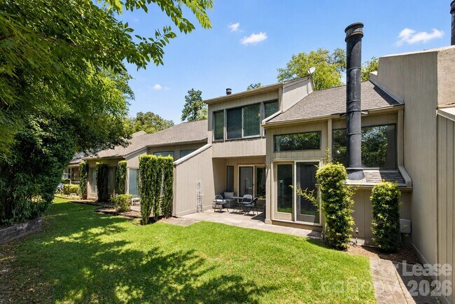 Building Photo - 185 Riverview Terrace