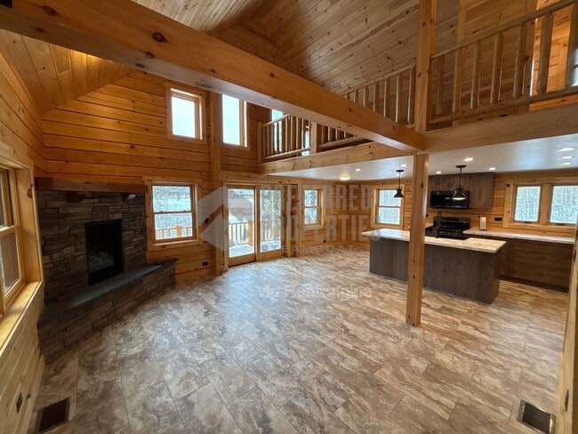 Building Photo - 33181 Wenatchi Trail