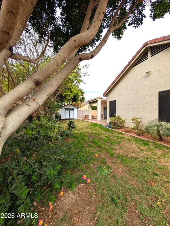 Building Photo - 1184 S Jesse Pl