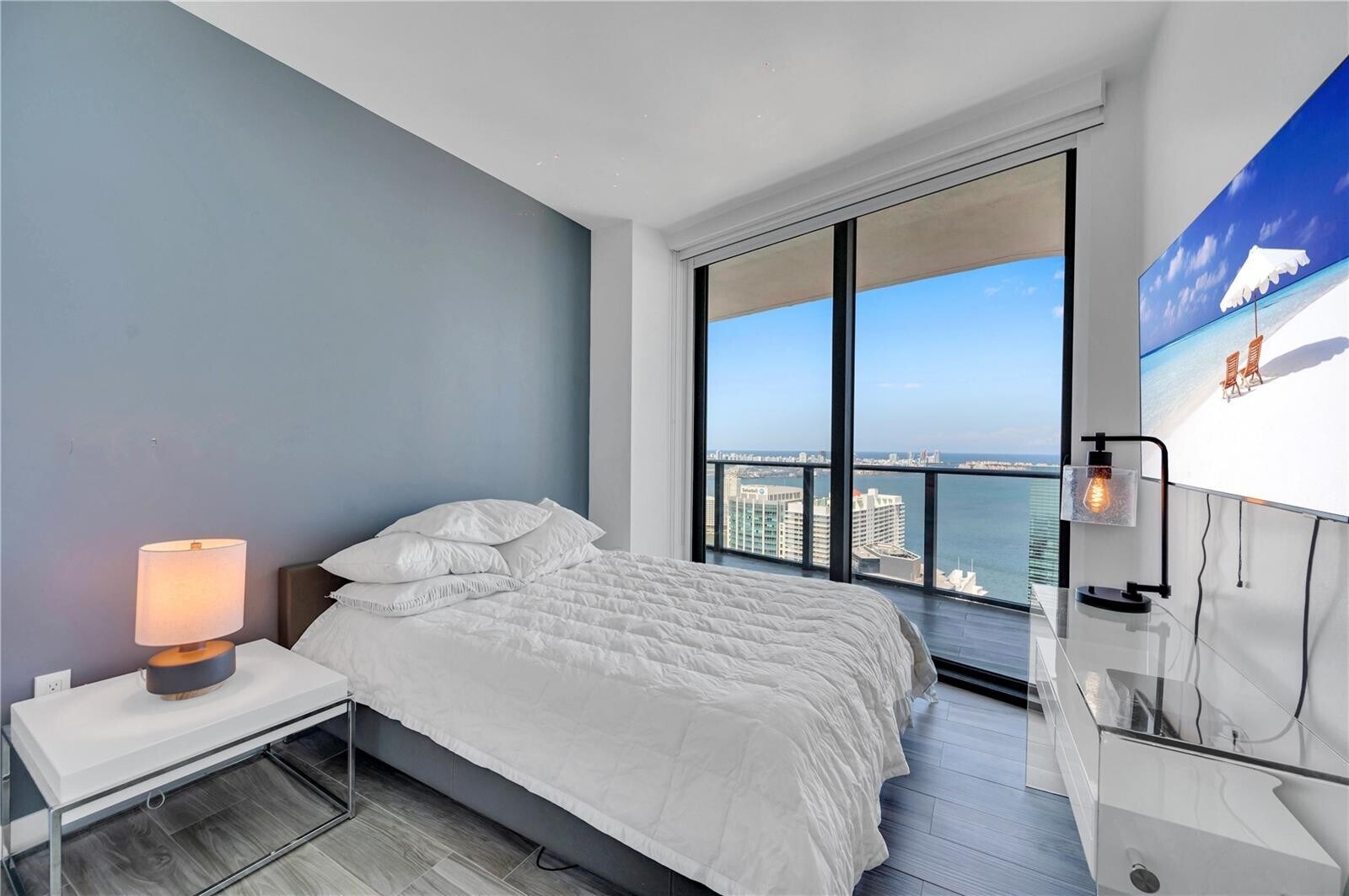 Building Photo - 1300 S Miami Ave