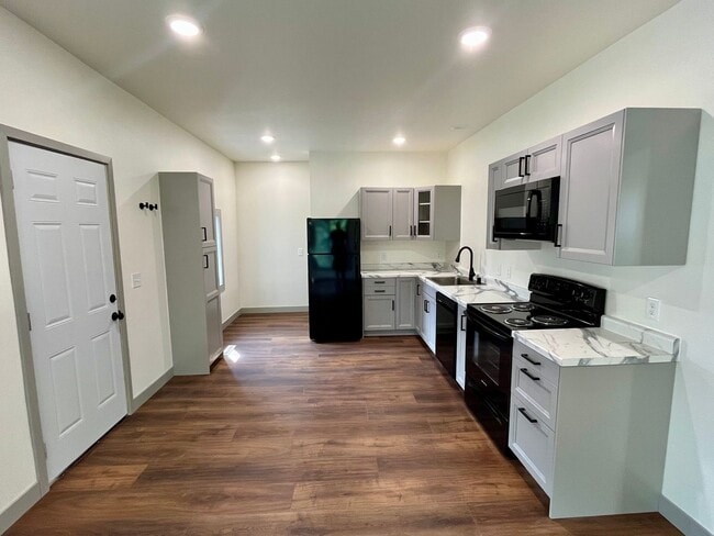 Building Photo - 3 Bed 1.5 Bath Single Family Home in Wausau