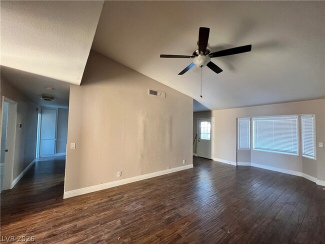 Building Photo - 6446 Meadowlark Ln