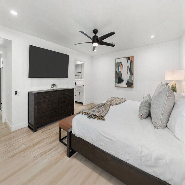 Building Photo - 12243 N 58th St
