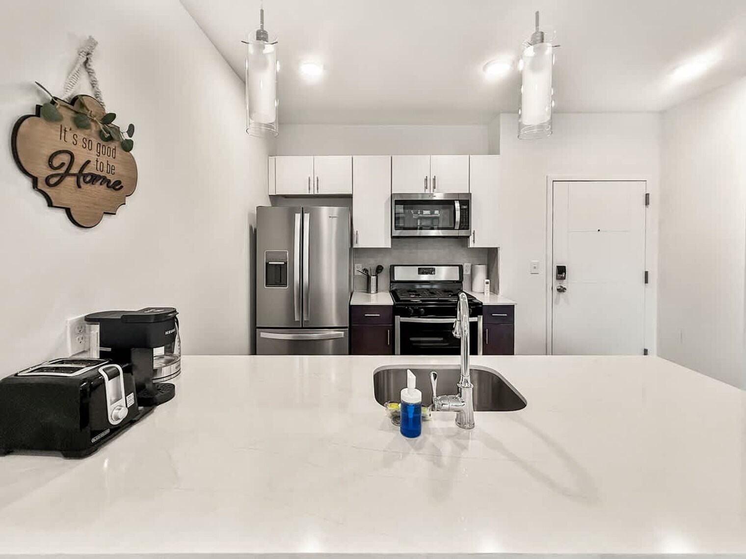 Building Photo - 1214 N American St