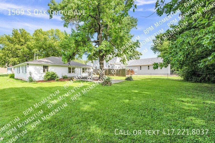 Building Photo - 1509 S Oak Grove Ave