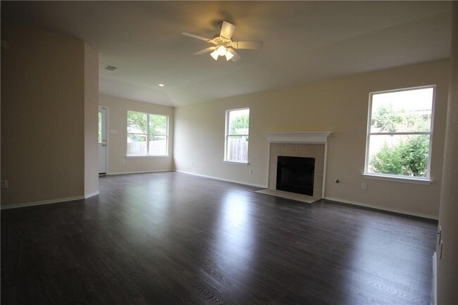 Building Photo - 14705 Rumfeldt St
