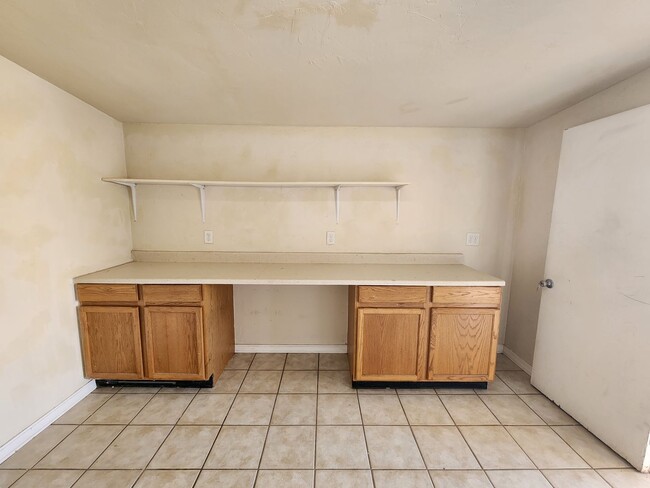 Building Photo - 1417 Fifth St.