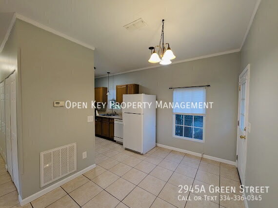 Building Photo - 2945 Green St