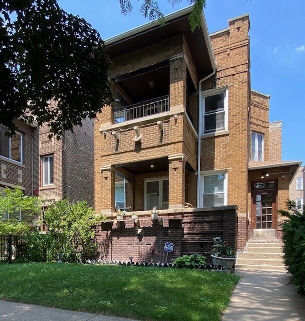 Building Photo - 1318 W Arthur Ave