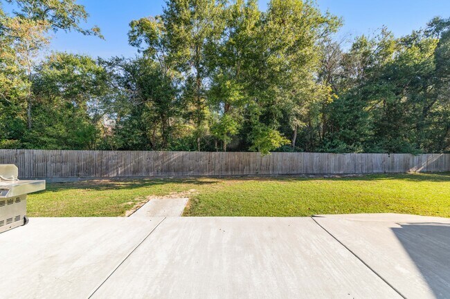 Building Photo - 213 E Peck Blvd