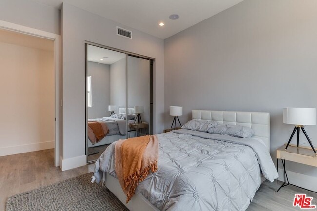 Building Photo - 4826 Pickford St