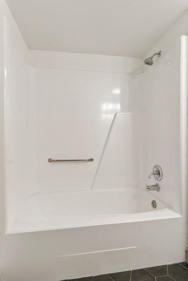 Building Photo - ONYX at 37th