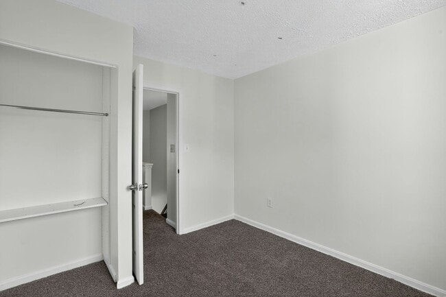 Building Photo - 3306 Brookshire Ct