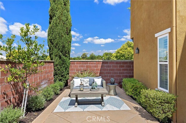 Building Photo - 63 Tuberose St