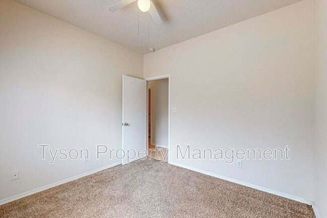 Building Photo - 10008 Rio Corto Ave SW
