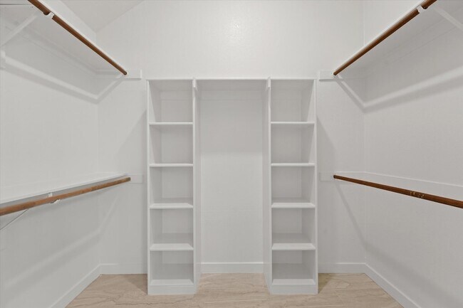 Building Photo - 1216 Bold Forbes Dr
